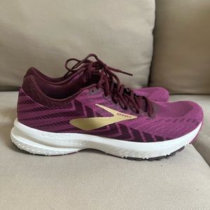 Brooks Launch running shoes